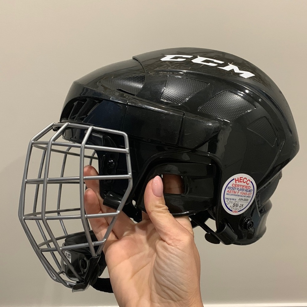 Kids Hockey helmet